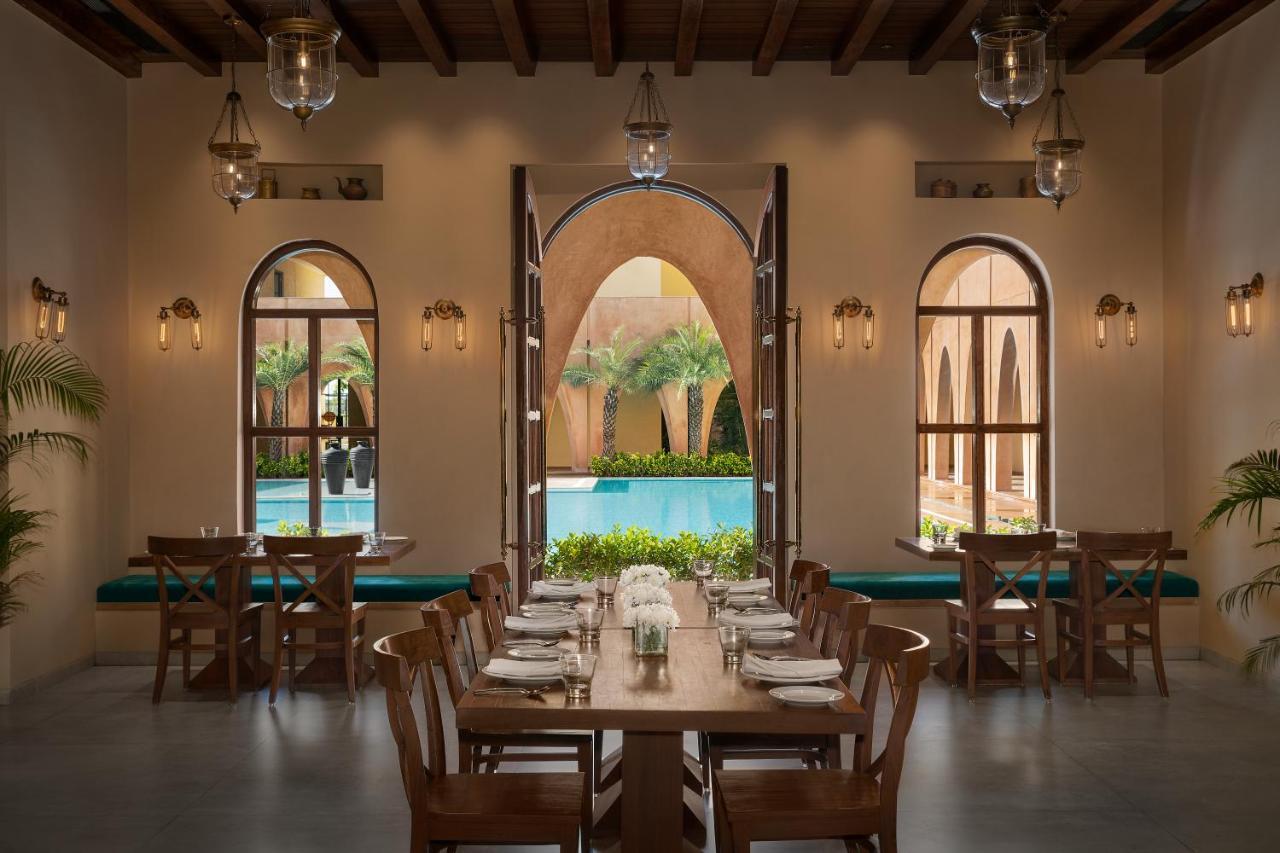 Time Square Club, Resort&Spa Bhuj Exterior foto